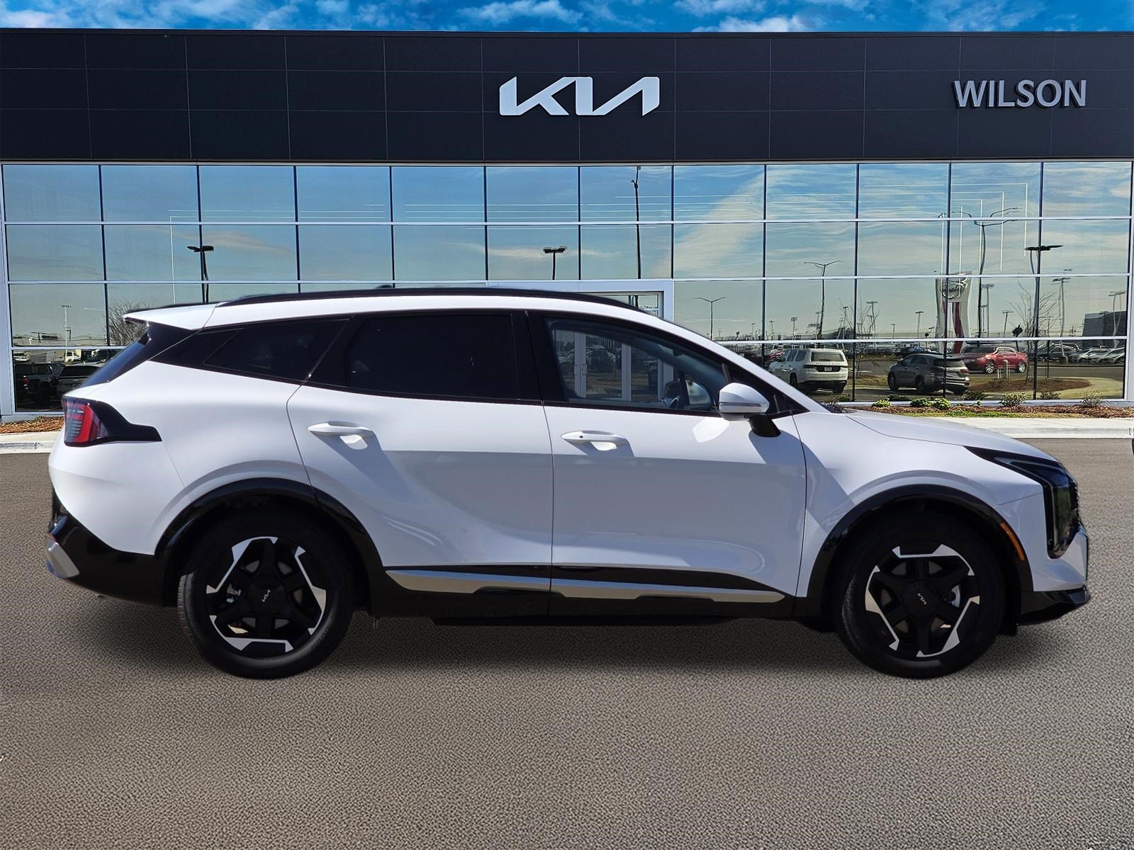 Used 2026 Glacial White Pearl Kia SX image 3