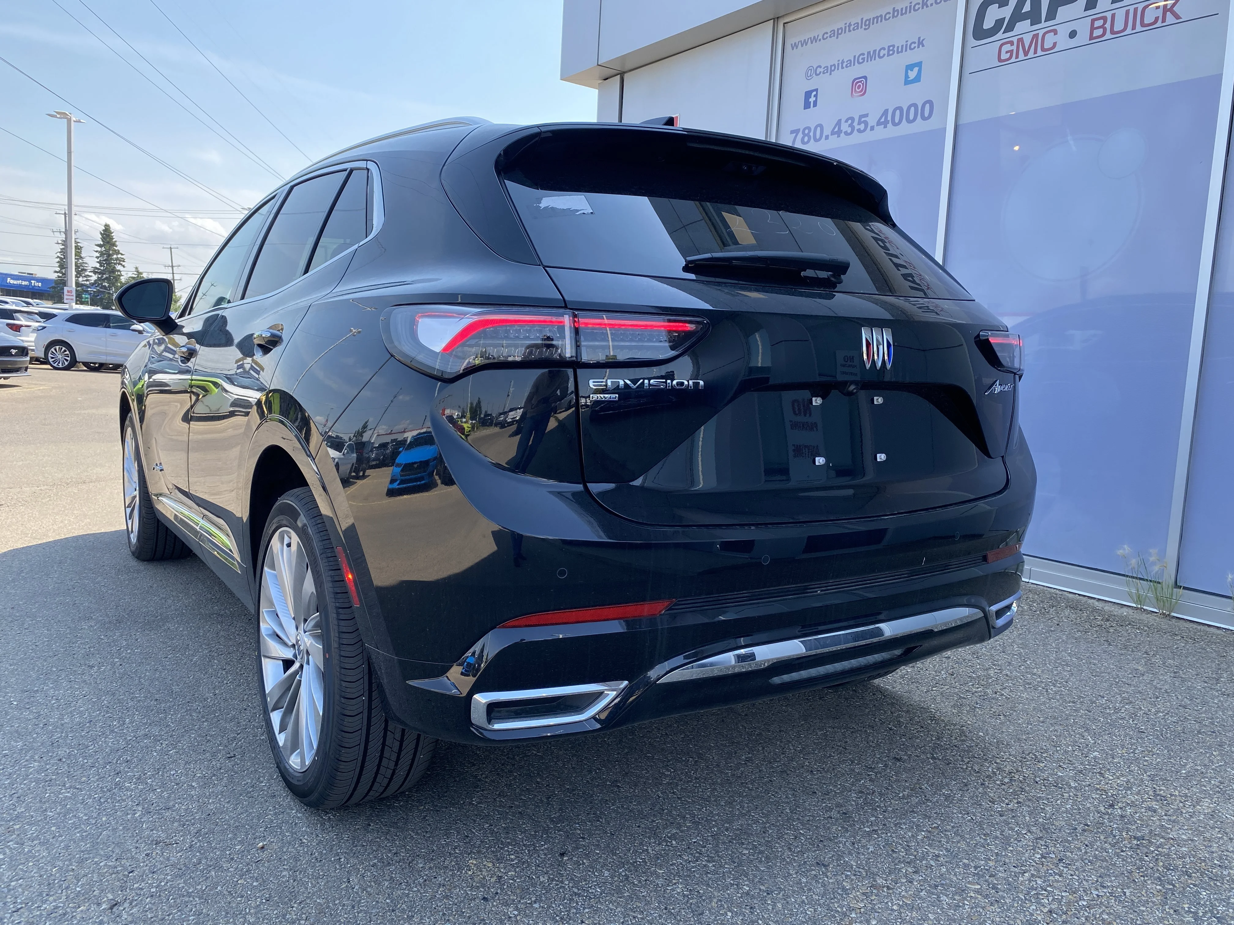 New 2026 EBONY TWILIGHT METALLIC Buick Avenir image 4