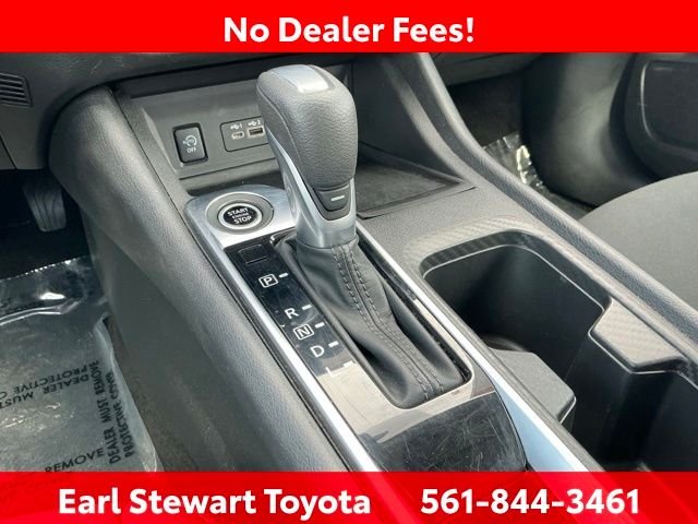 Used 2024 Gray Nissan SV image 31