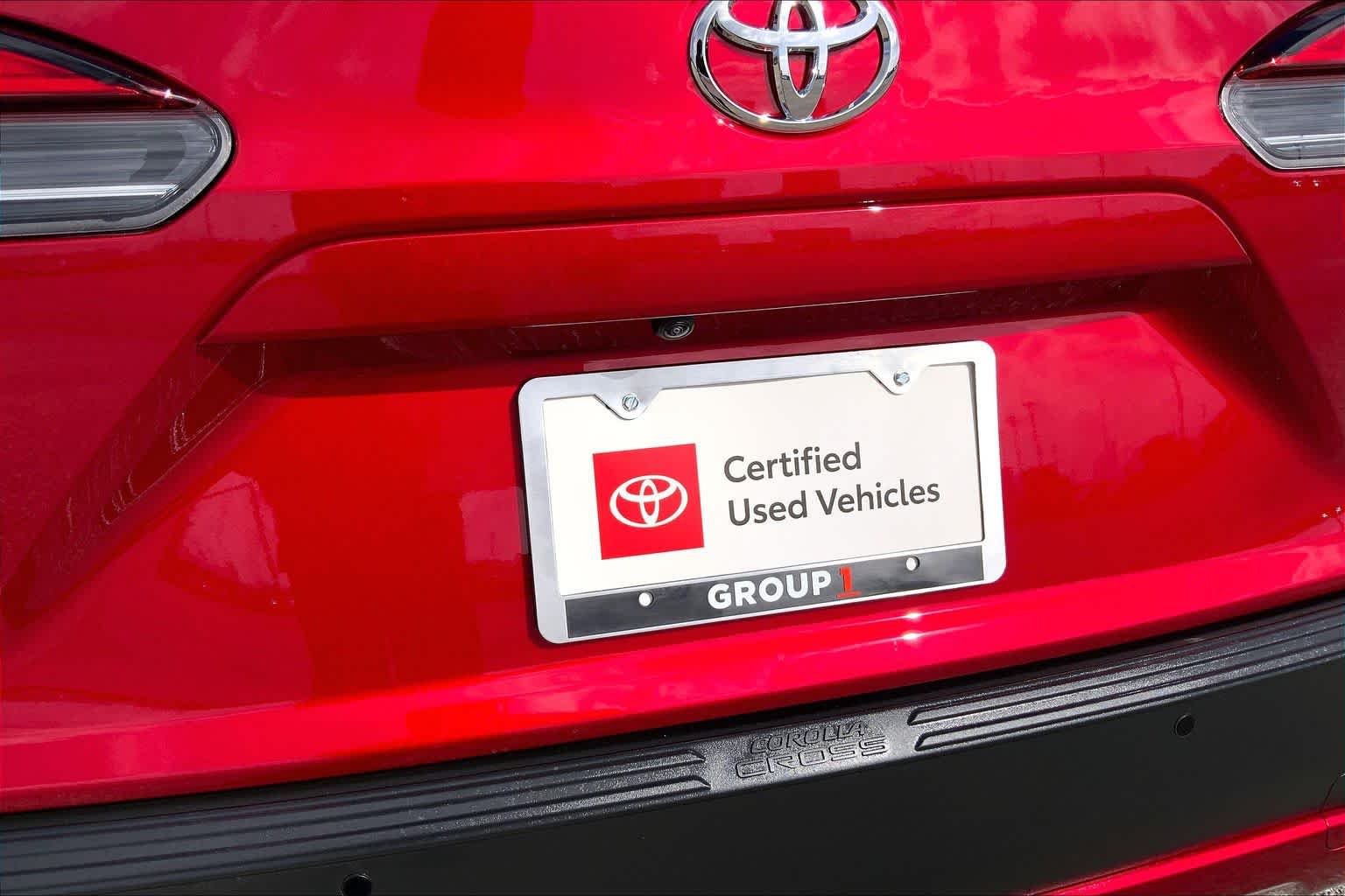 Used 2026 Soul Red Crystal Toyota XLE image 10