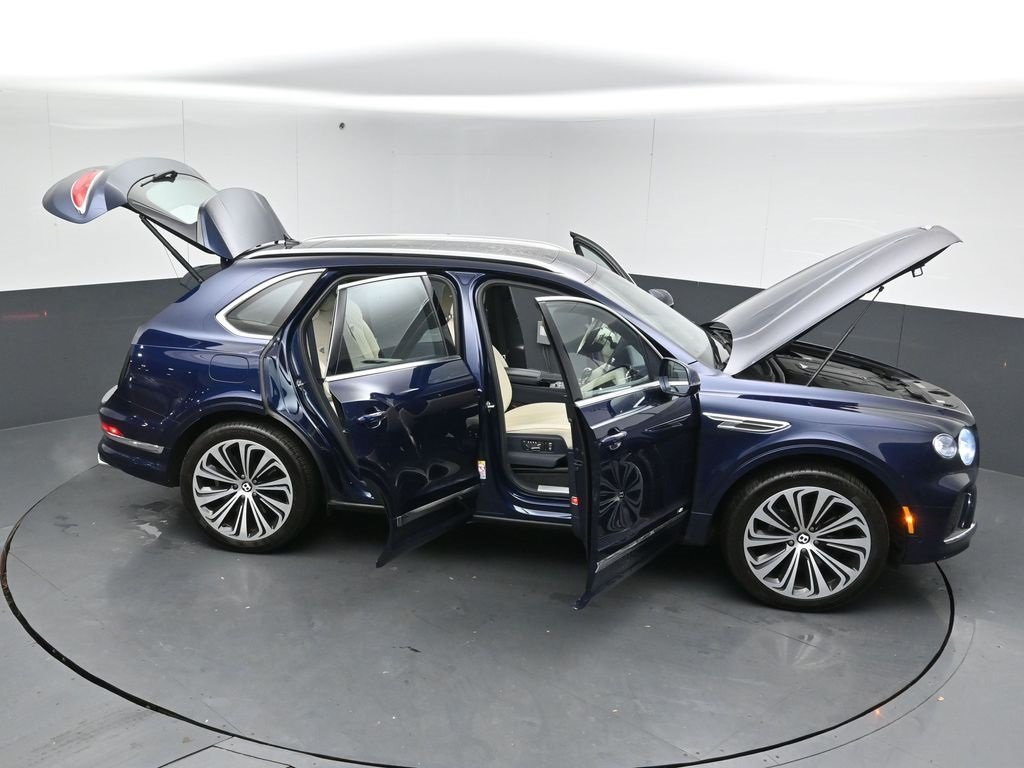2021 BENTLEY BENTAYGA - Image 49
