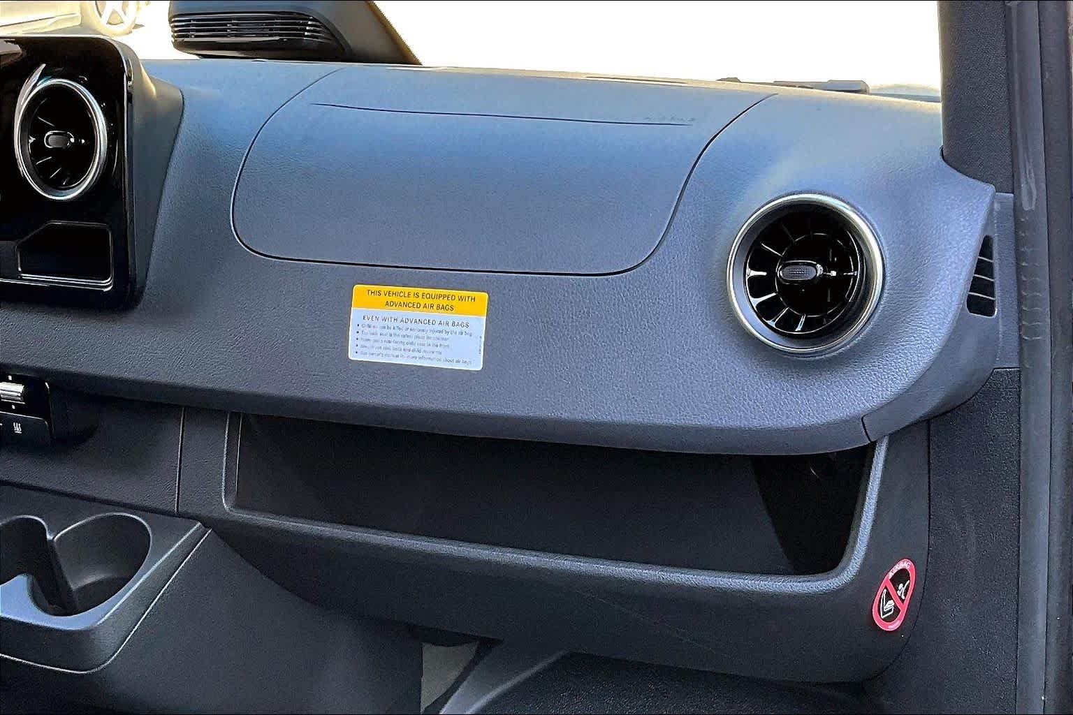 2025 Mercedes-Benz Sprinter Passenger Van Base - Photo 17