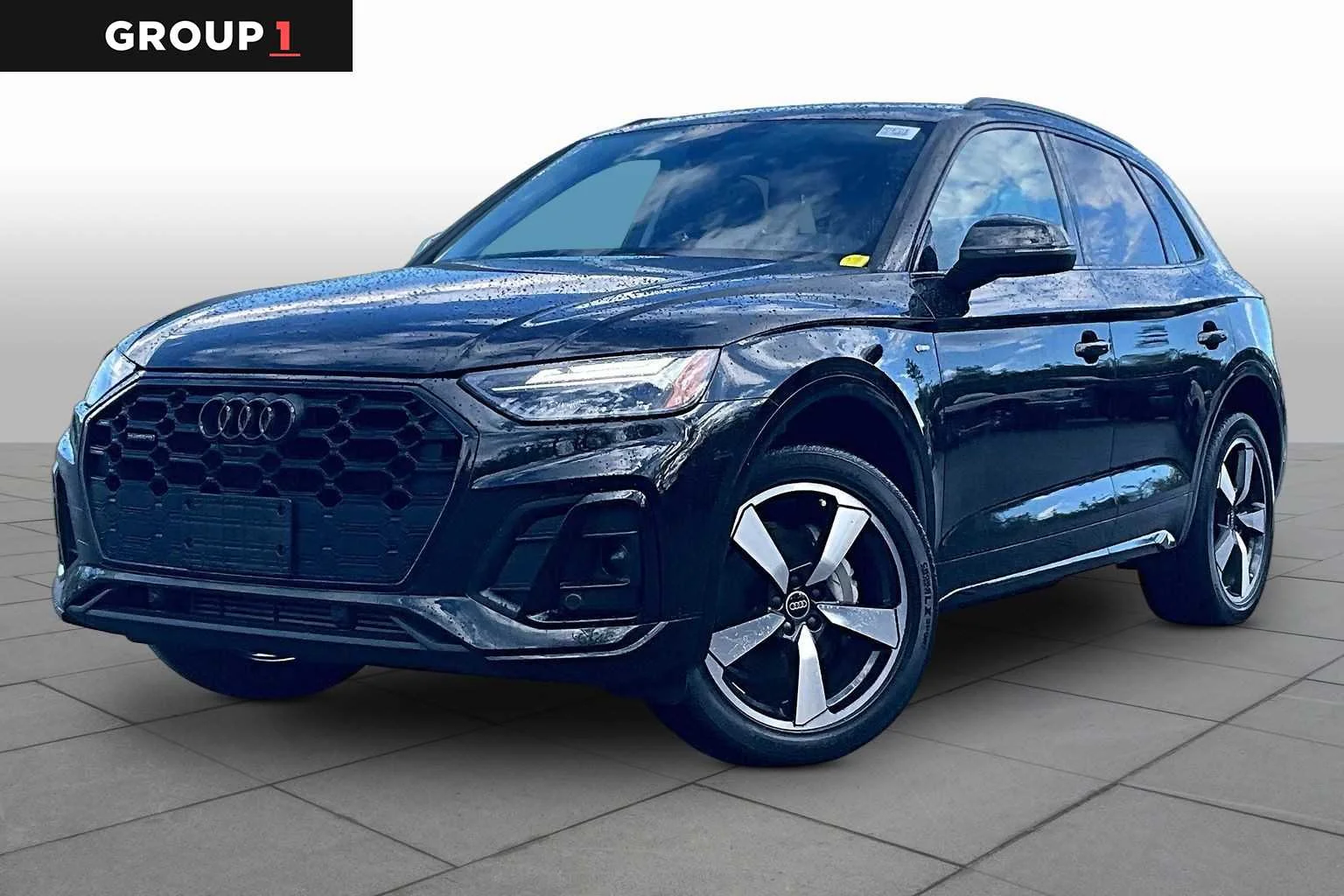 2023 Audi Q5 45 Premium Plus's photo