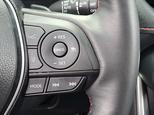 2023 Toyota RAV4 XSE - Photo 21