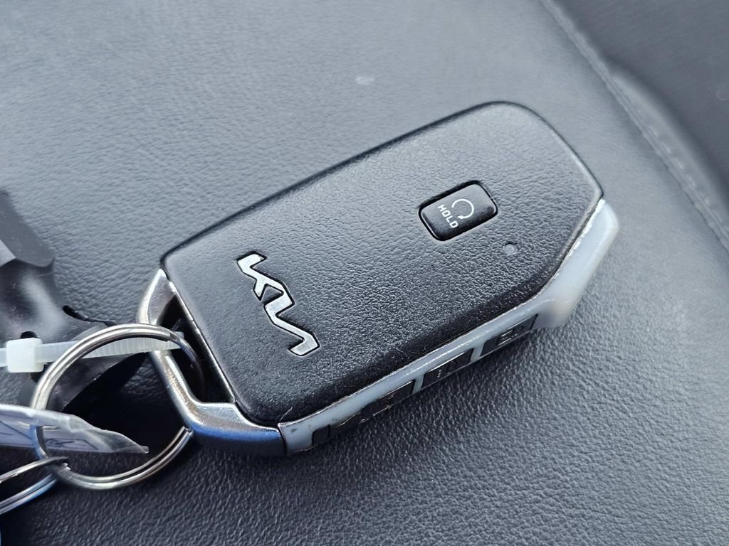 Used 2022 Black Kia GT-Line image 35