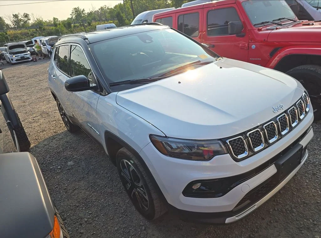 Used 2023 White Jeep Limited image 2