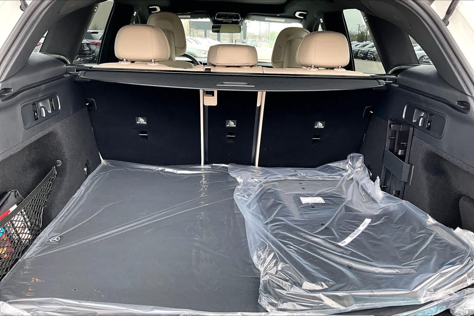 New 2026 Polar White Mercedes-Benz GLC 300 image 20