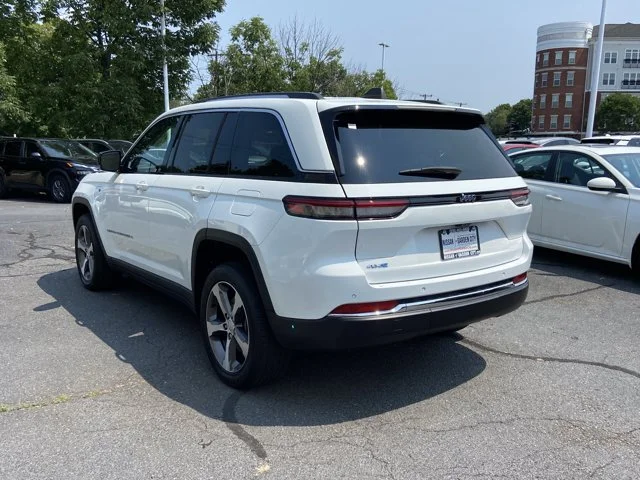 Used 2024 Bright White Clearcoat Jeep 4DR 4WD image 6