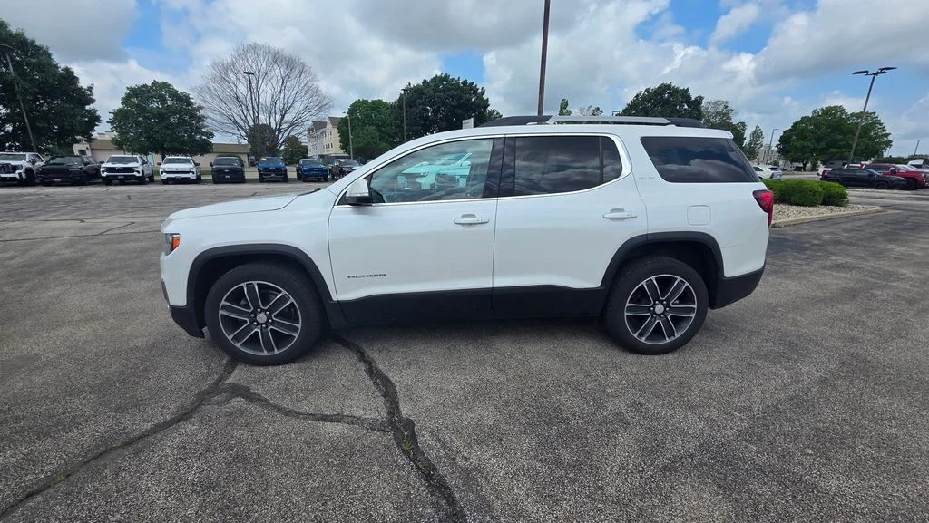Used 2020 White GMC SLT image 4