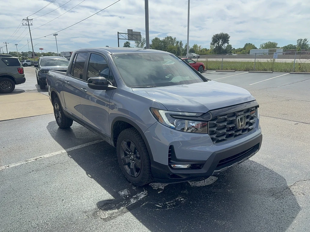 2026 Honda Ridgeline TrailSport, photo 2 of 12