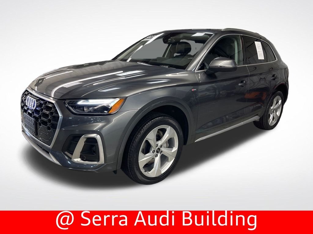 2023 Audi Q5 45 Premium Plus's photo