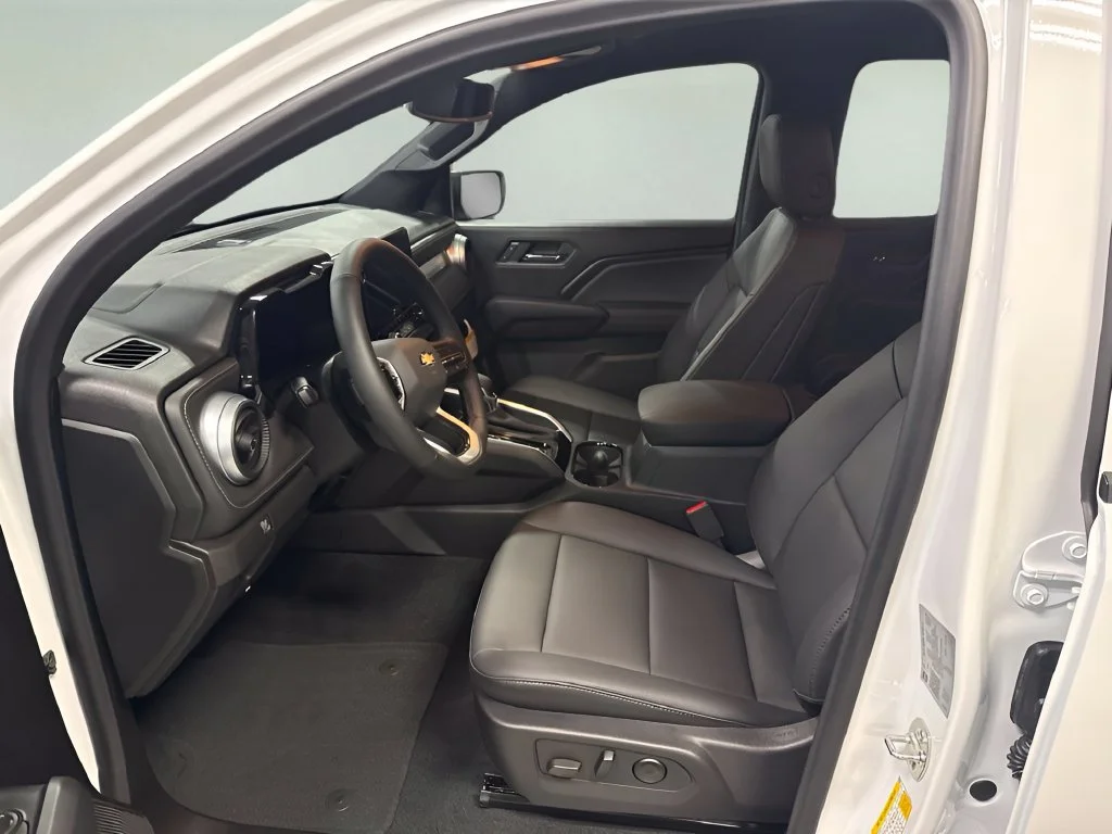 2026 Chevrolet Colorado LT - Photo 10