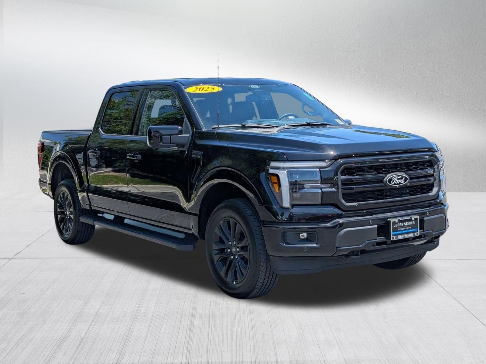 Used 2025 Black Metallic Ford LARIAT image 6