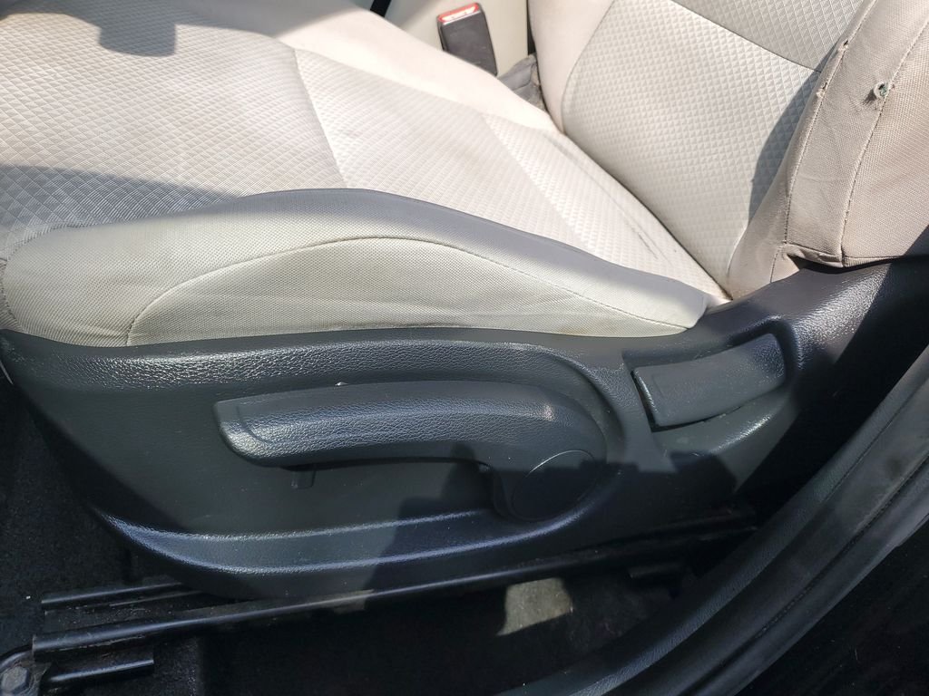 Used 2020 Cherry Black Kia LX image 9