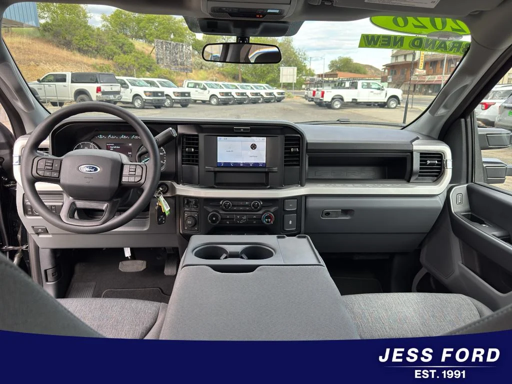 2026 Ford F-350 Super Duty XL - Photo 16