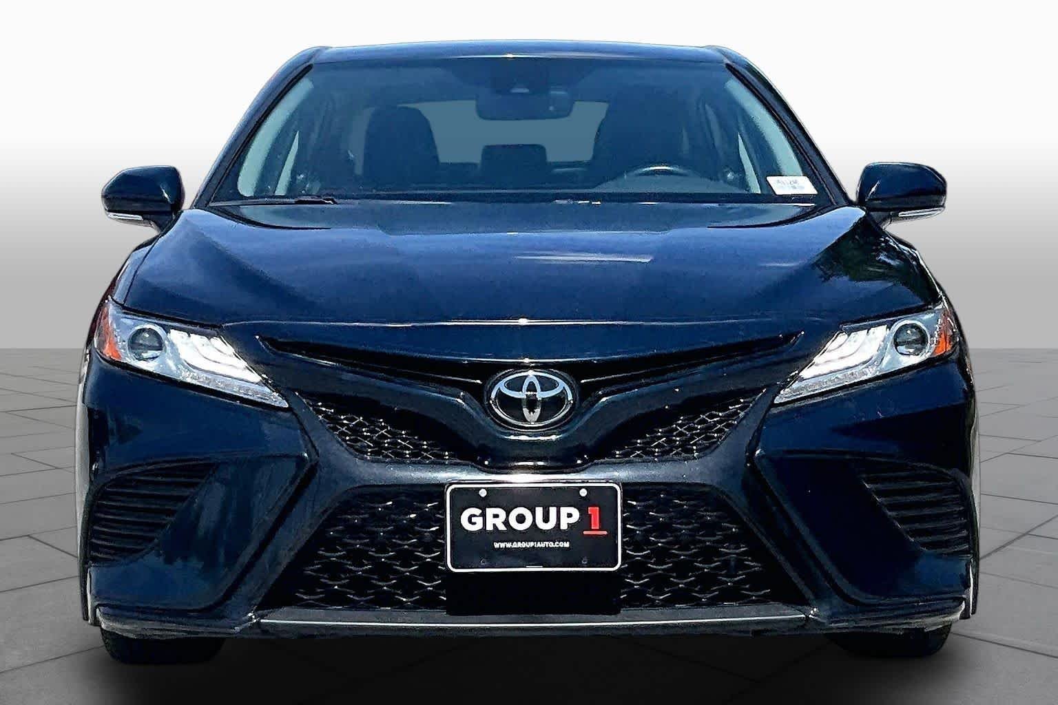 Used 2020 Galactic Aqua Mica Toyota XSE image 4
