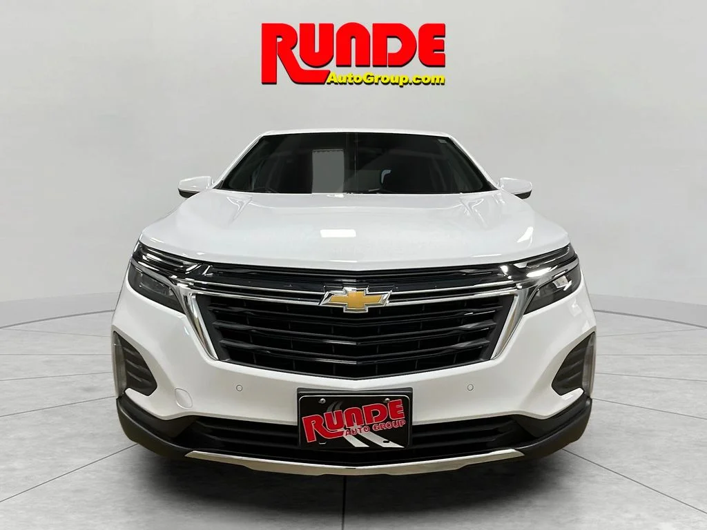 Used 2022 Summit White Chevrolet LT image 8