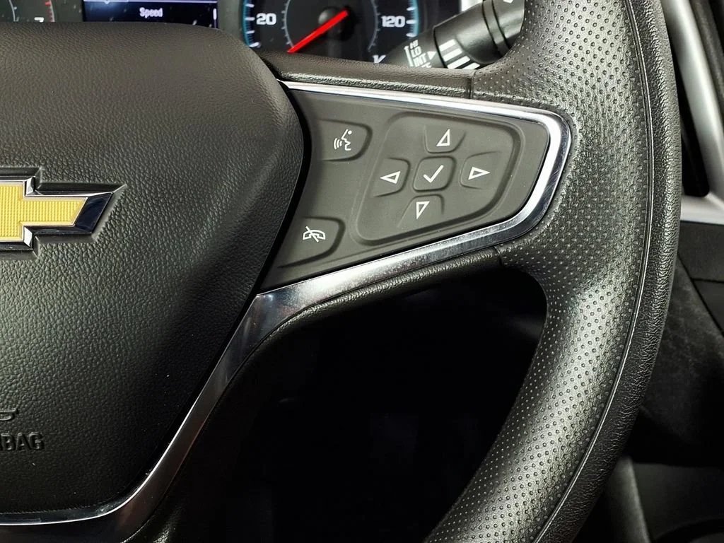 Used 2024 Summit White Chevrolet FL image 19
