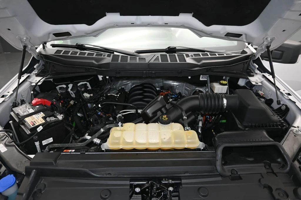 Used 2022 White Ford XLT image 11