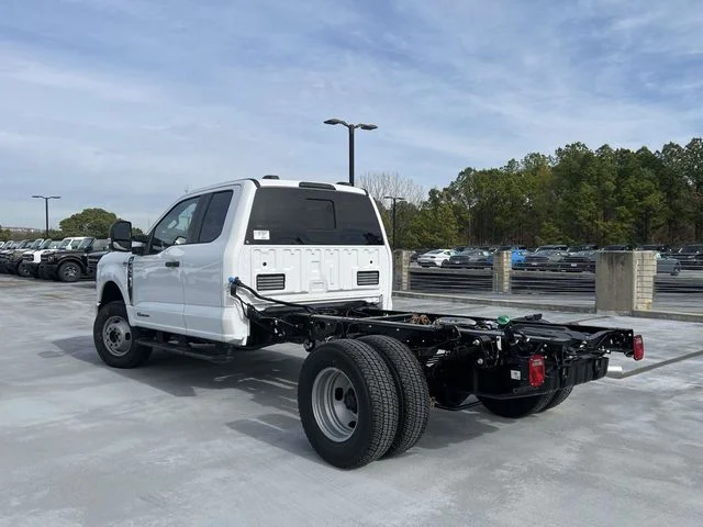 New 2026 White Ford XL image 5