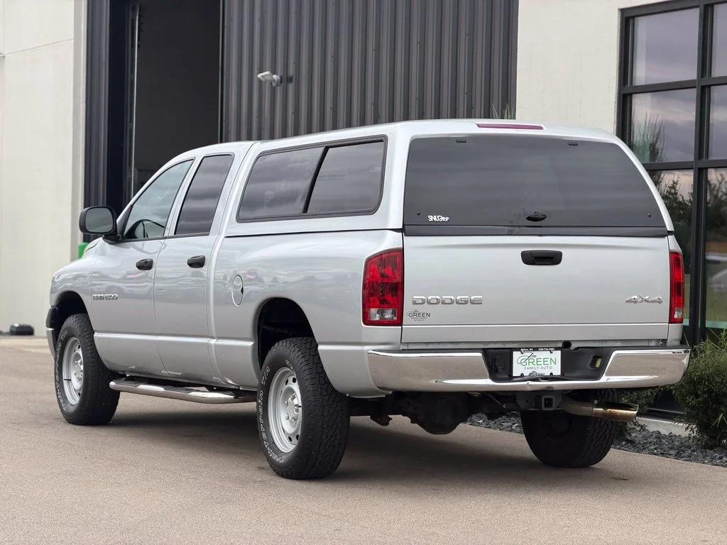 Used 2004 Silver Dodge ST image 3
