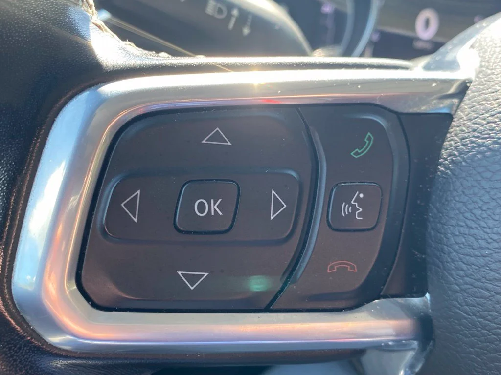 Used 2021 Black Jeep Overland image 27
