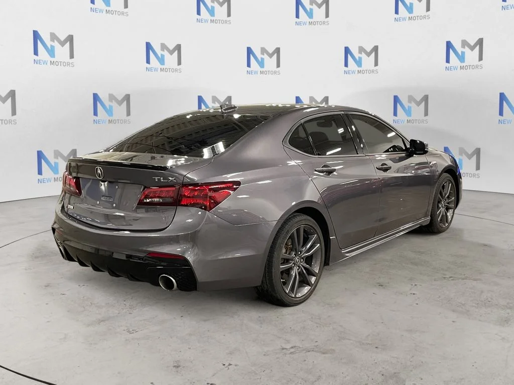 Used 2019 Gray Acura 3.5L Technology Pkg w/A-Spec Pkg image 5