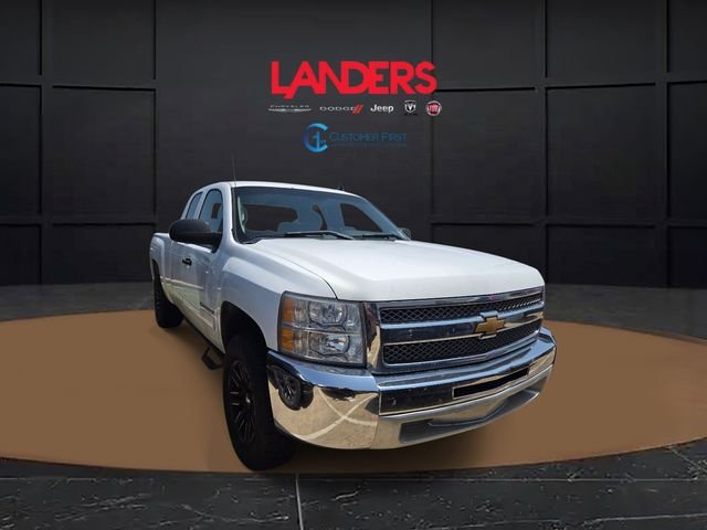 Used 2012 White Chevrolet LT image 5