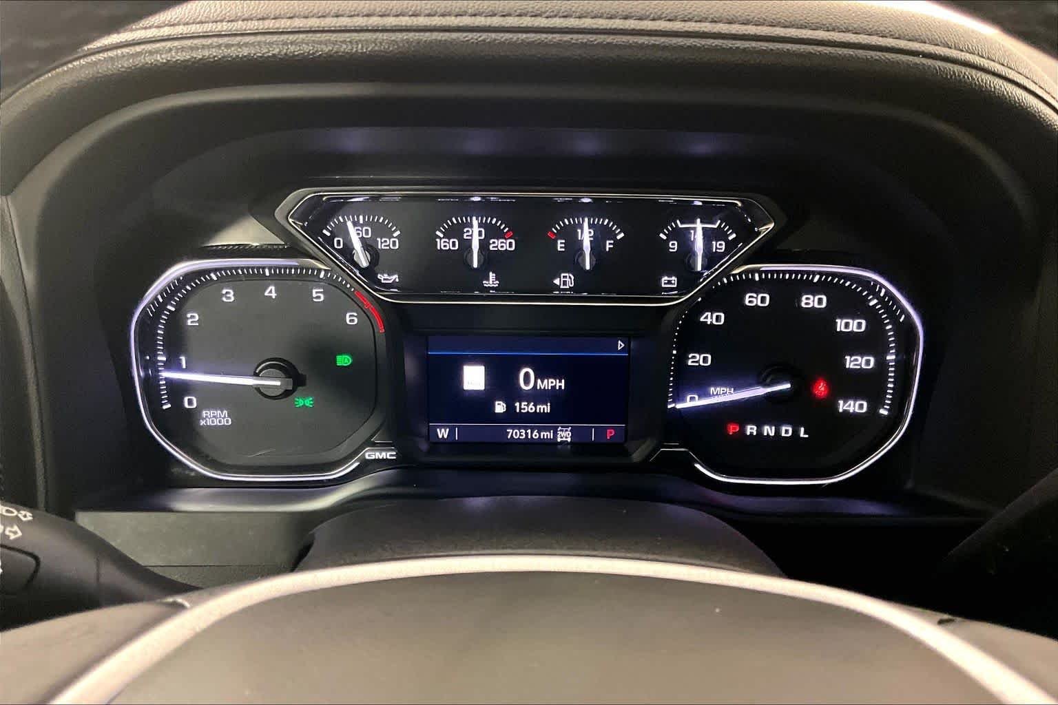 Used 2022 Onyx Black GMC SLT image 25