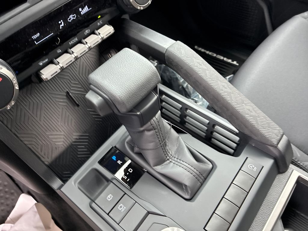 New 2026  Toyota SR5 image 28
