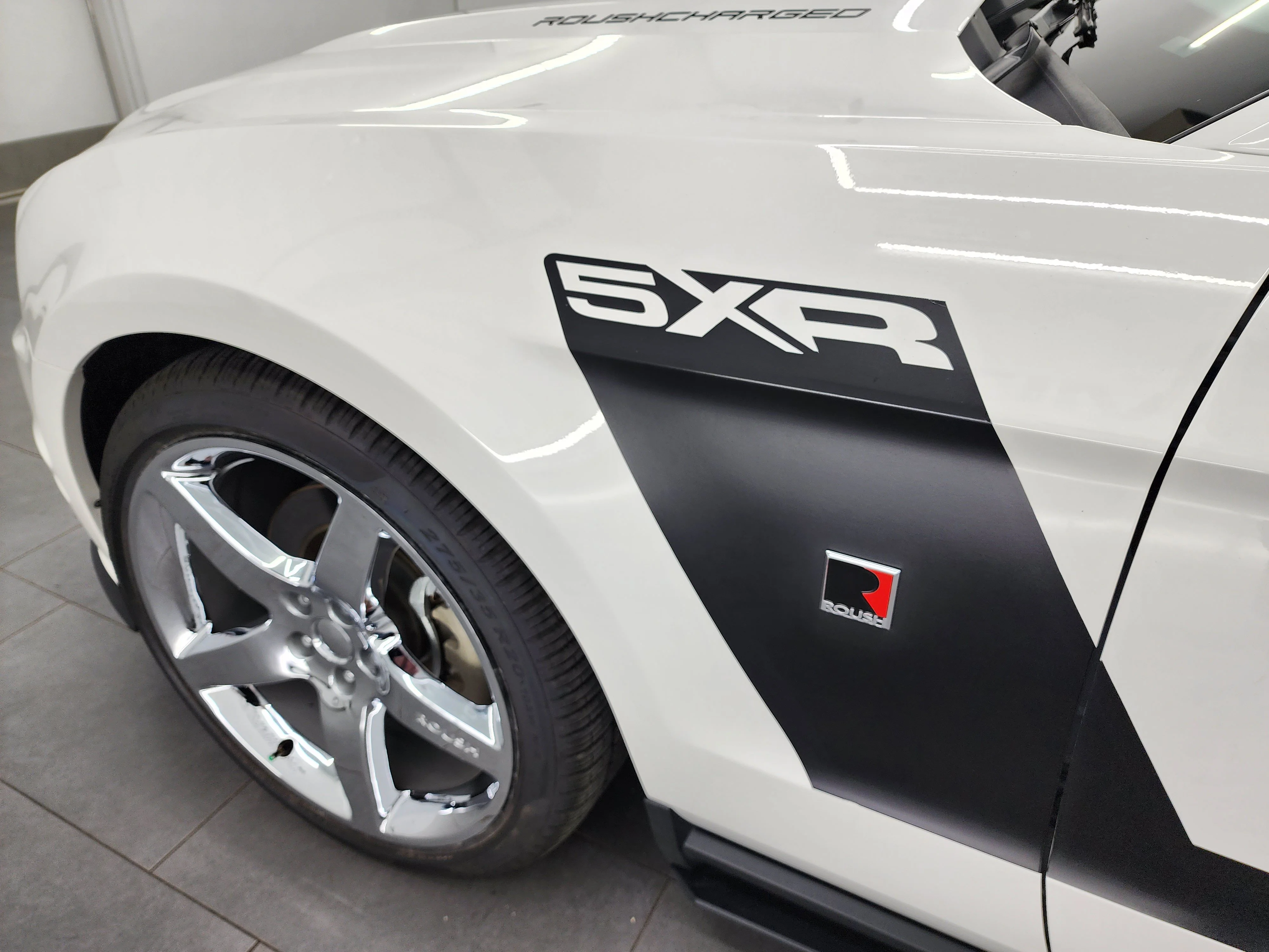 Used 2011 Performance White Ford GT Premium image 47