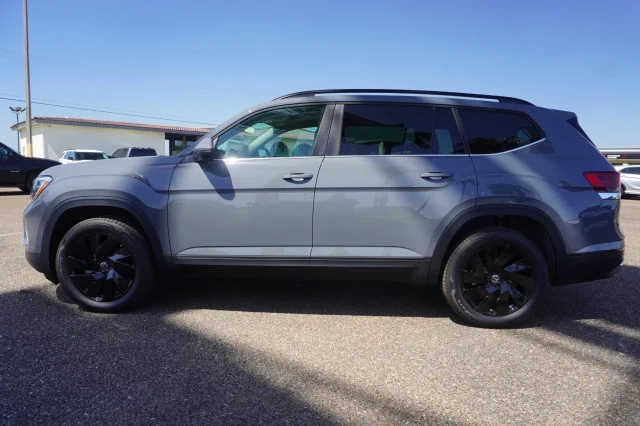 New 2026 Pure Gray Volkswagen 2.0T SE W/TECHNOLOGY image 11