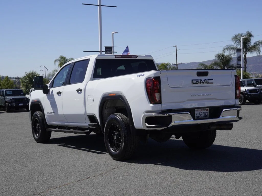 Certified Used 2022 White GMC Pro image 5