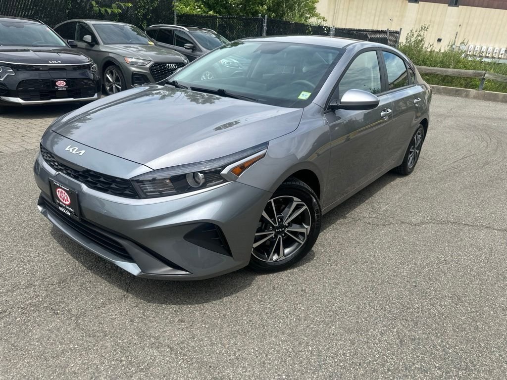 Used 2024 Gray Kia LXS image 1