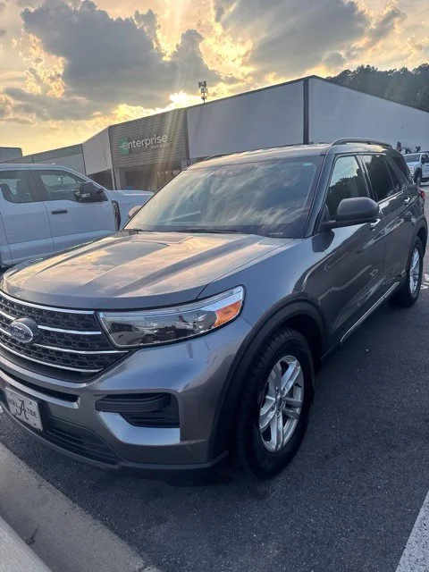 Used 2022 Gray Ford XLT image 2