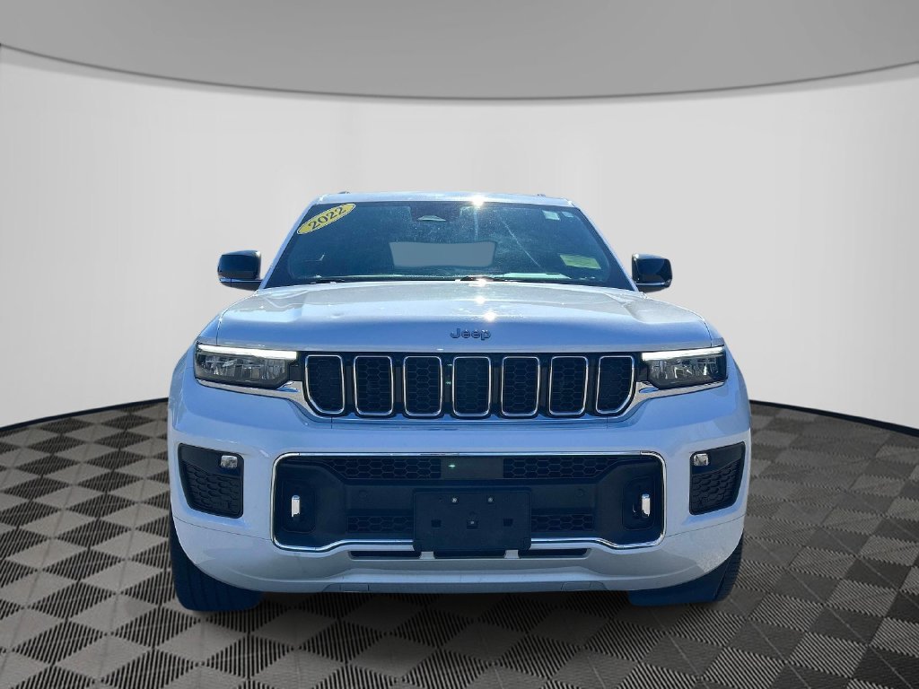 Used 2022 White Jeep Overland image 8