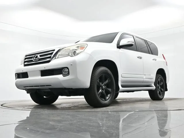 Used 2013 Starfire Pearl Lexus 5DR SUV 4WD image 11