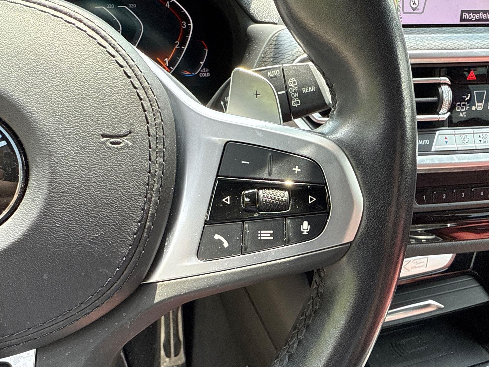 Used 2023 Alpine White BMW xDrive30i image 15