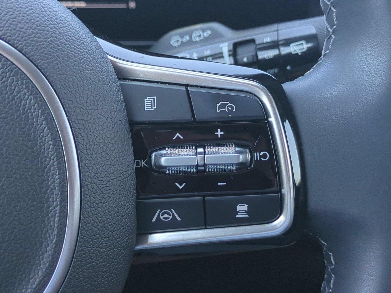Used 2025 Ebony Black Kia S image 21
