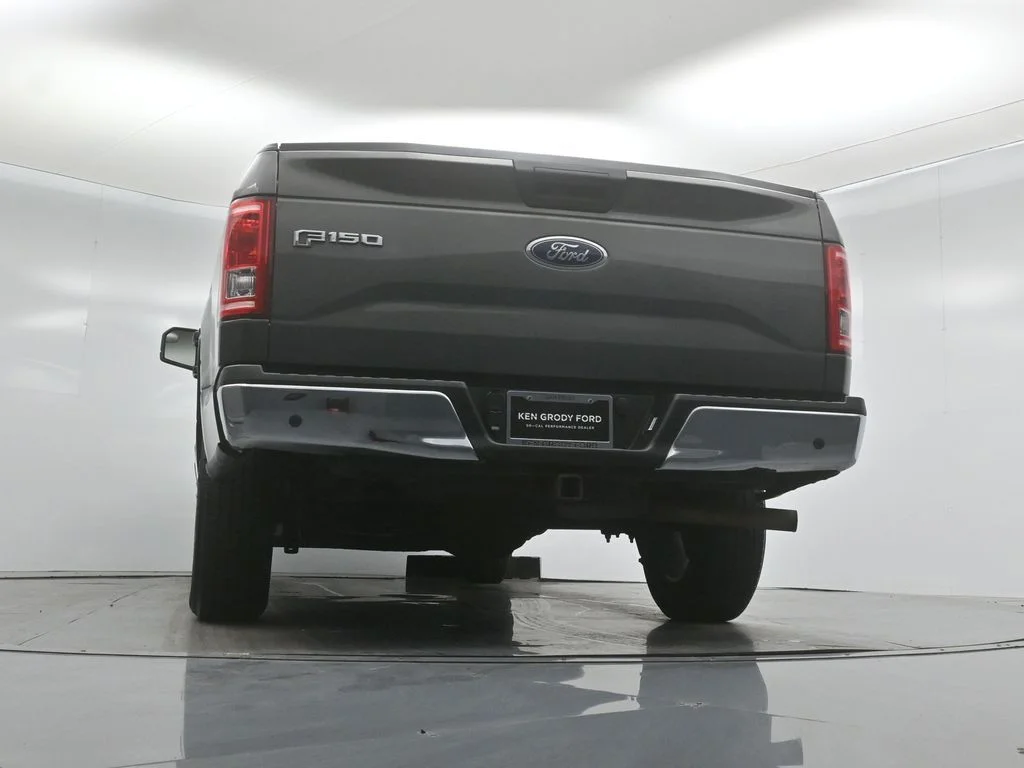 Used 2017 Gray Ford XLT image 42