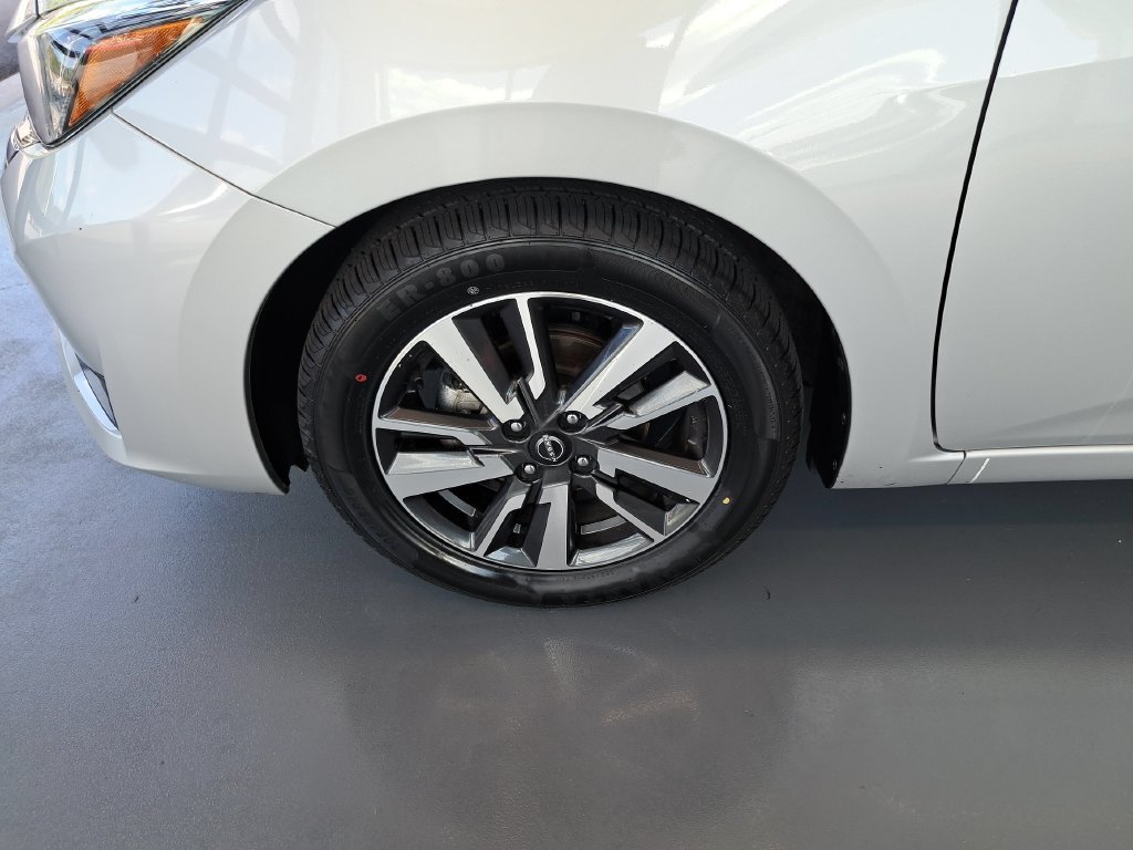 Used 2025 Silver Nissan 1.6 SV image 40