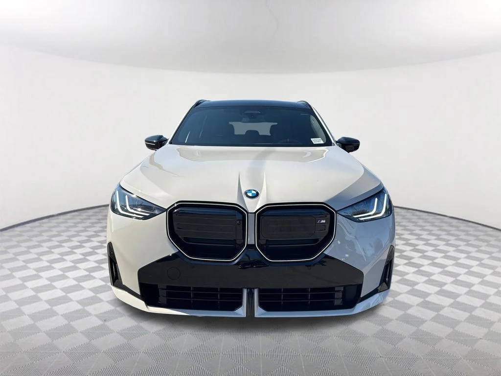 New 2026 Beige BMW M50 xDrive image 2