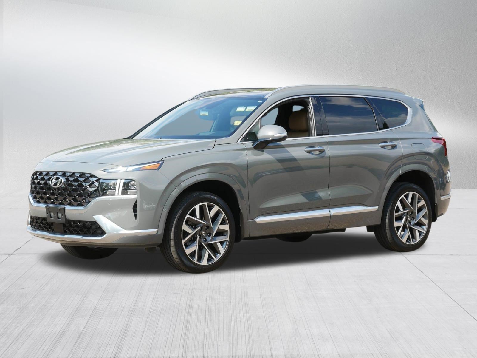 Used 2023 Hampton Gray Hyundai Calligraphy image 3