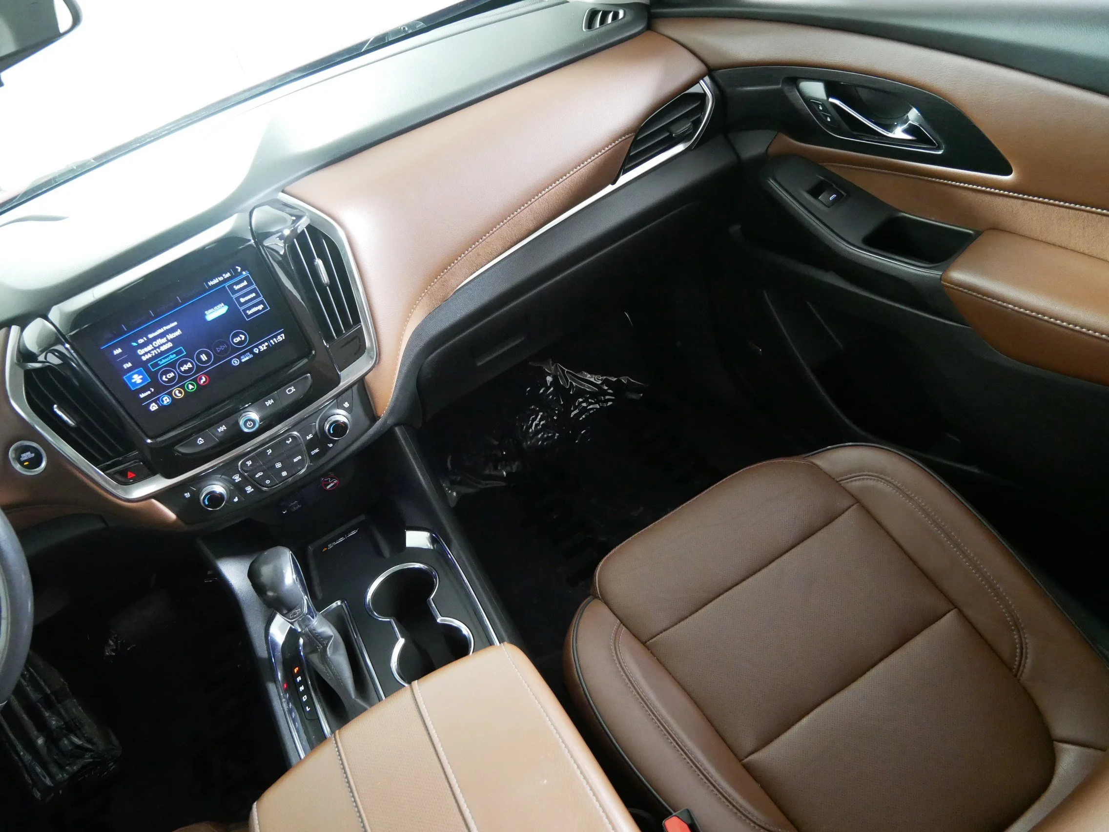 2021 Chevrolet Traverse High Country - Photo 11
