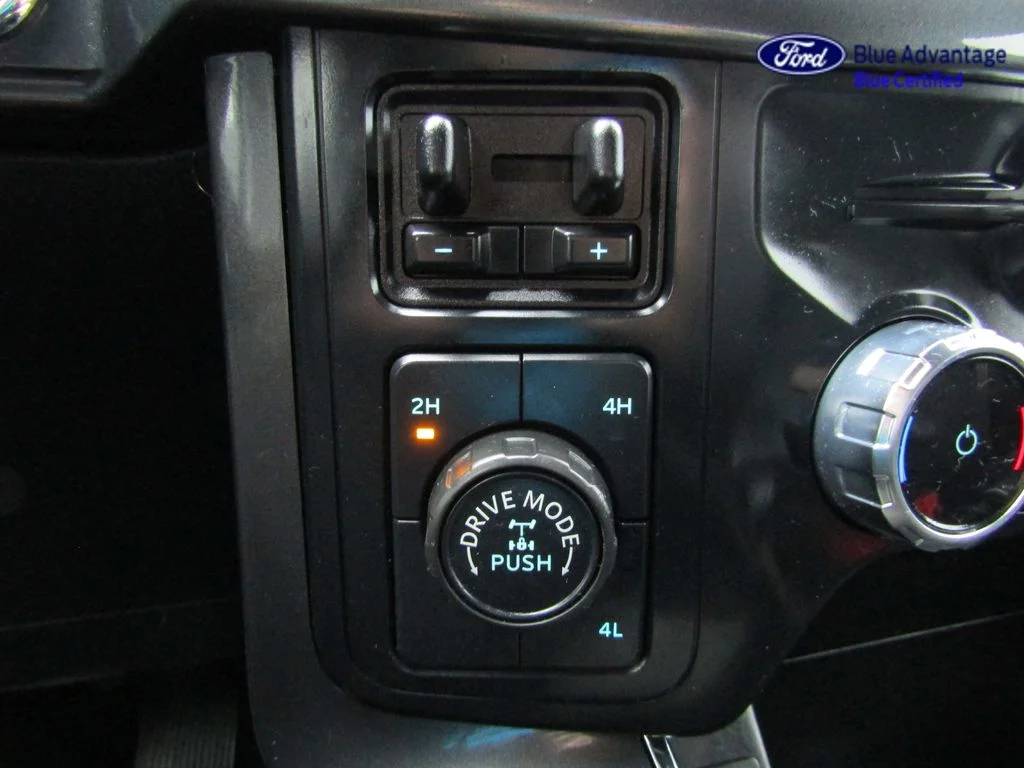 Certified Used 2023 Oxford White Ford XLT image 36