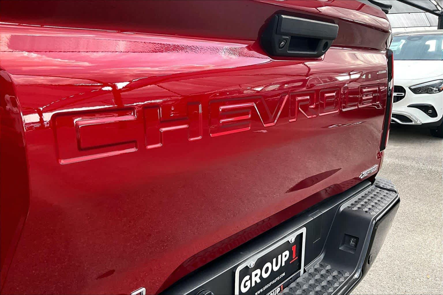 Used 2025 Radiant Red Tintcoat Chevrolet 4WD ZR2 image 10