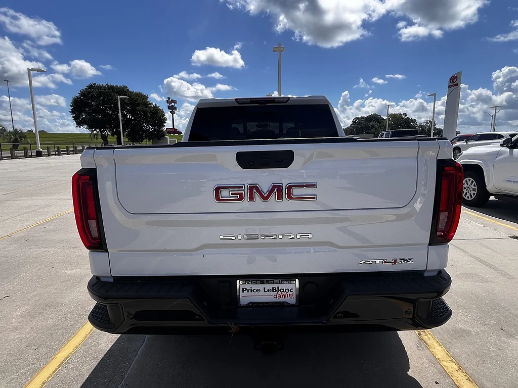 Used 2025 Summit White GMC AT4X image 4