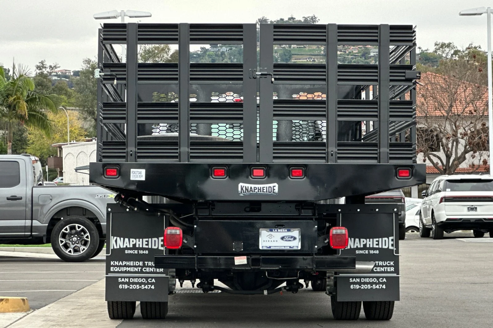 2024 Ford F-450 Super Duty Chassis Cab XL - Photo 4