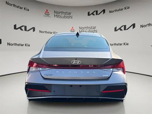 Used 2024 Silver Hyundai Limited image 4