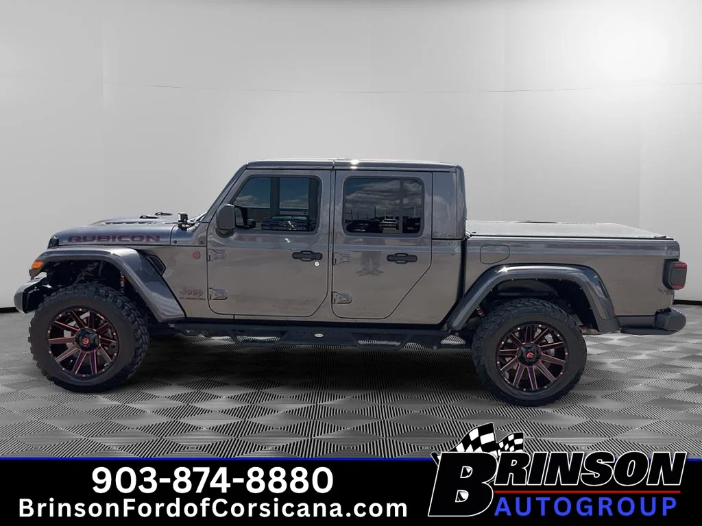 Used 2022 Granite Crystal Metallic Clearcoat Jeep Rubicon image 4